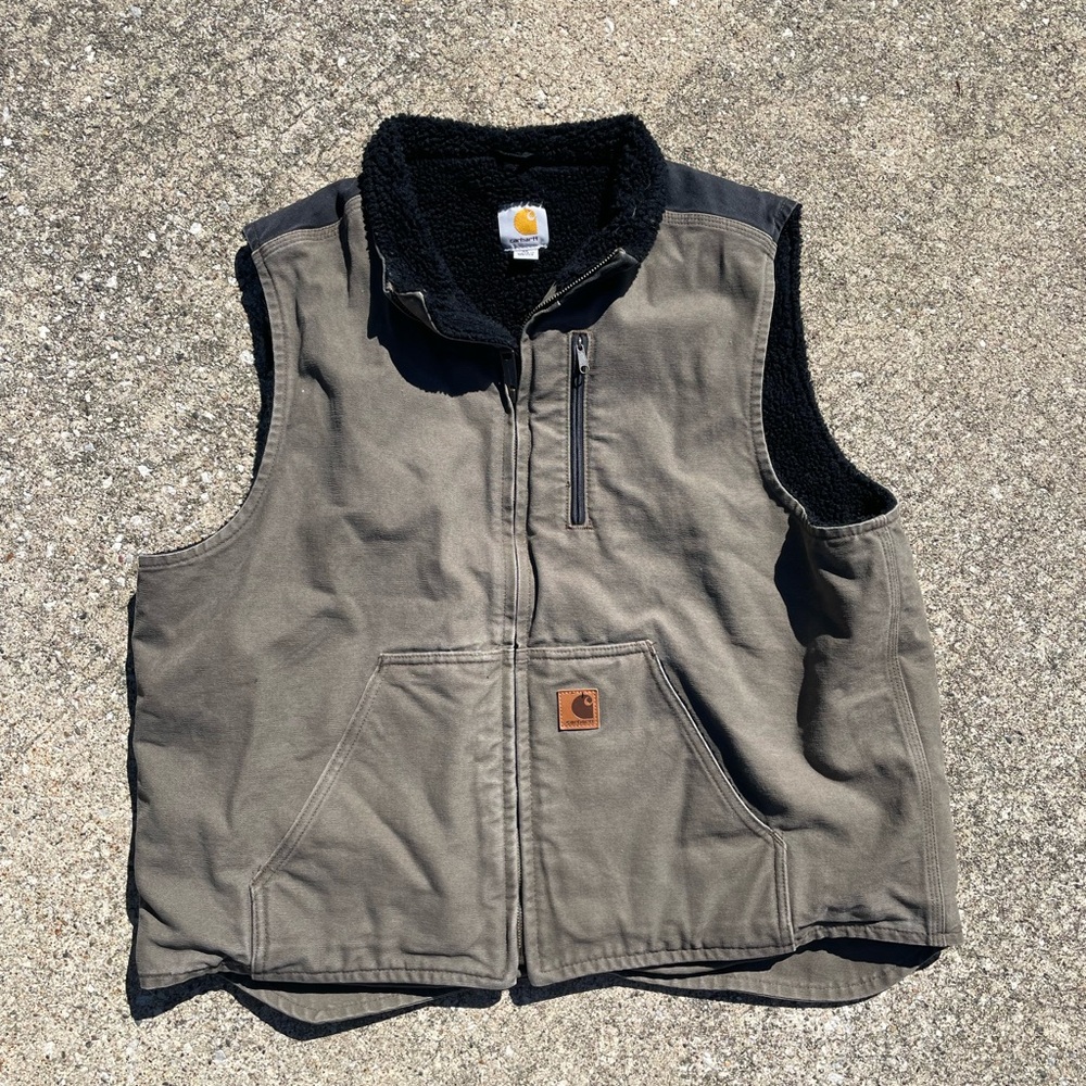 Carhartt Black Sherpa-Lined Vest with Olive Shell